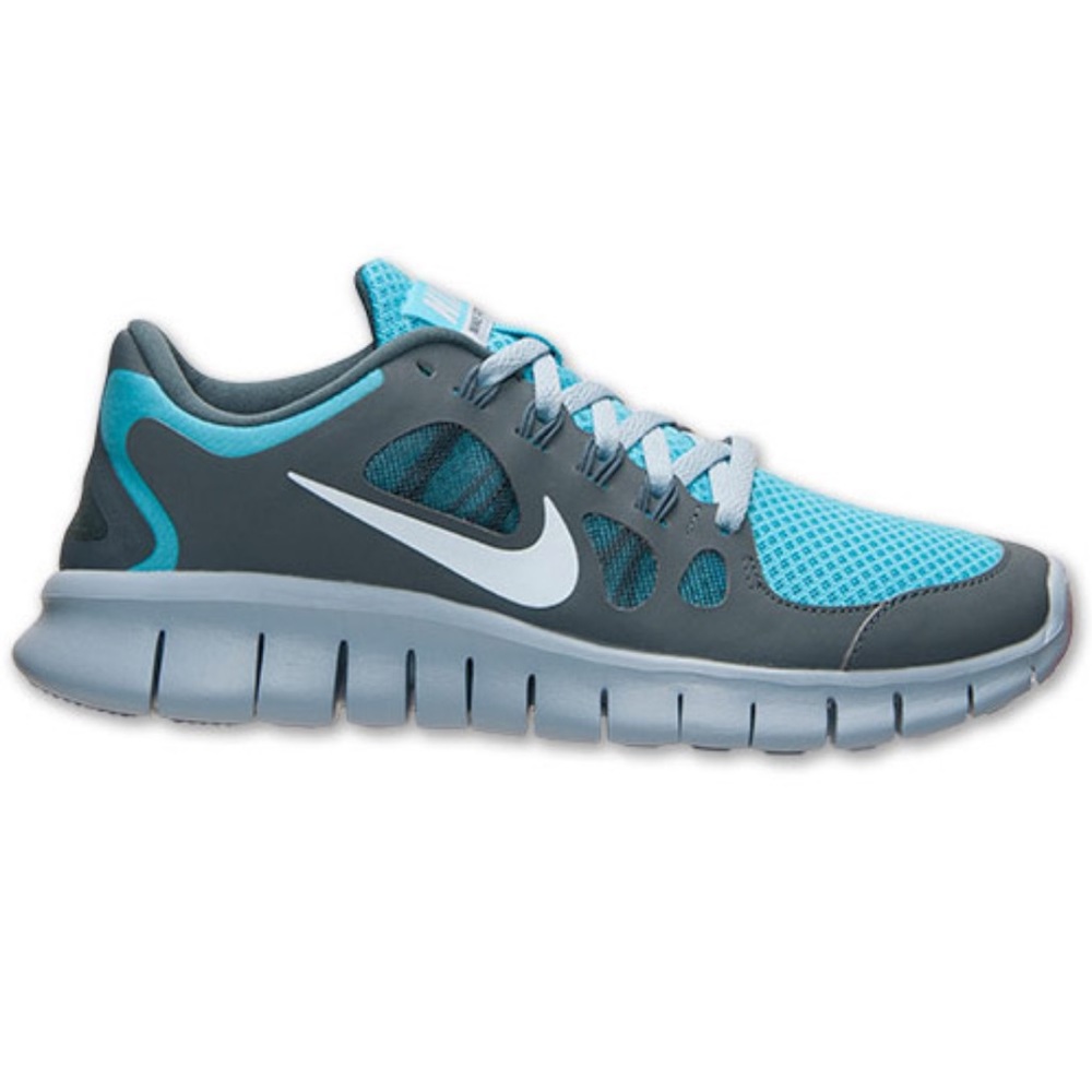 Nike free runs 5.0